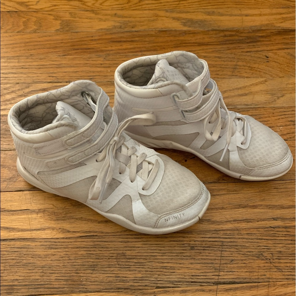 Nfinity Beast Cheer Shoes